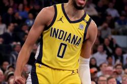 开云体育app-步行者力克魔术，将系列赛领先