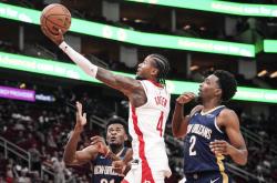 开云下载-鹈鹕主场大胜尼克斯，球队重燃希望