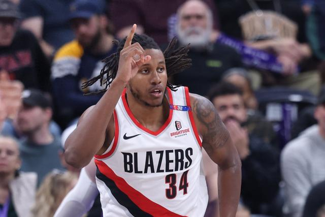 开拓者负开拓者，考辛斯率队疲软表现遭遇失败