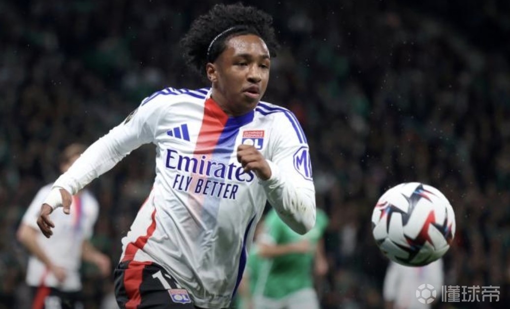 包含里昂签下新前锋,球迷期待不断的词条 包含里昂签下新前锋,球迷期待不断的词条