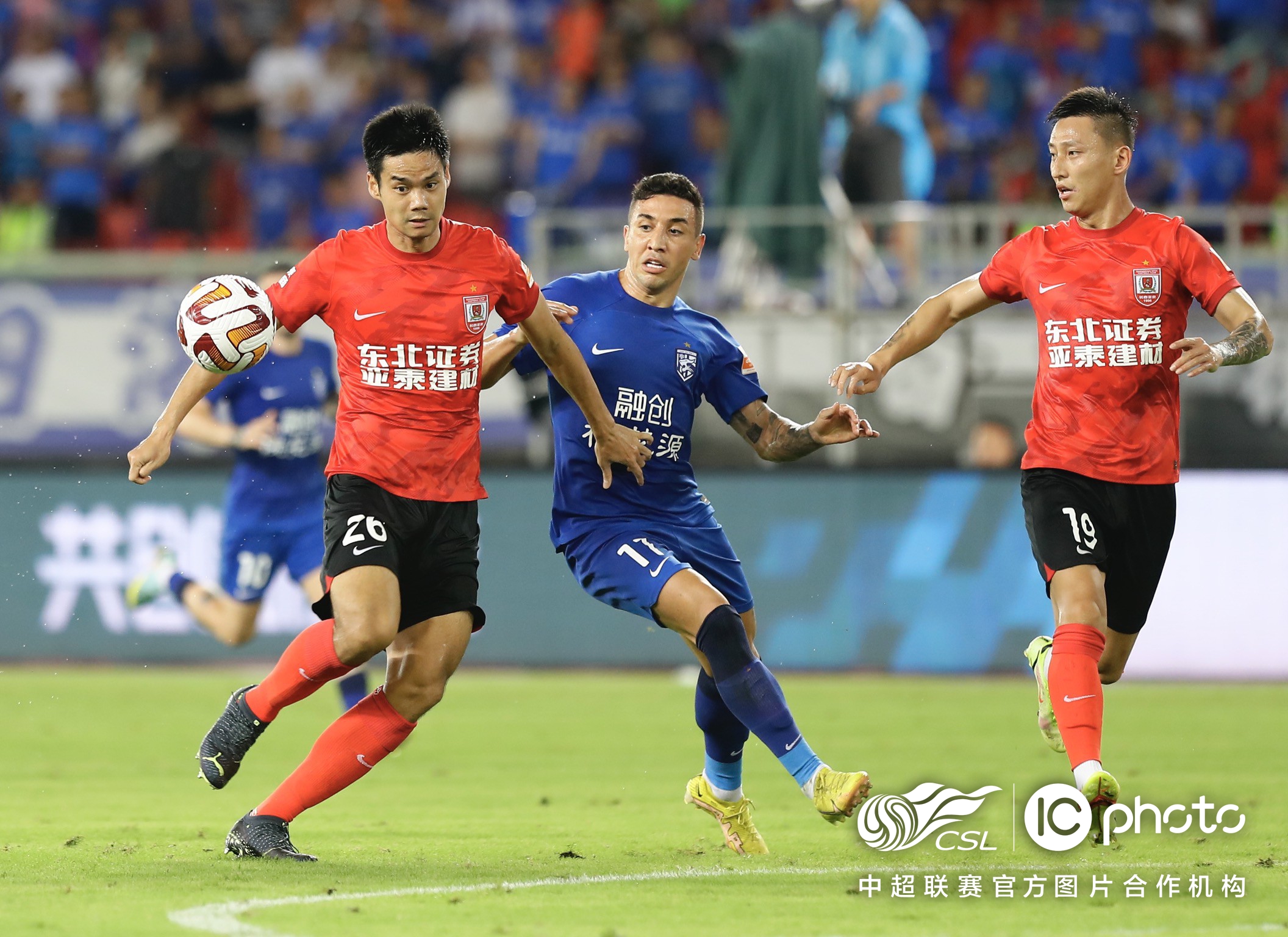 深圳南城客场败长春亚泰，升超反观能