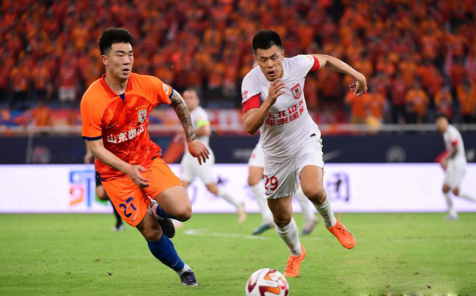 关于上海上港客场大胜澳洲劲旅，晋级压力减轻！的信息