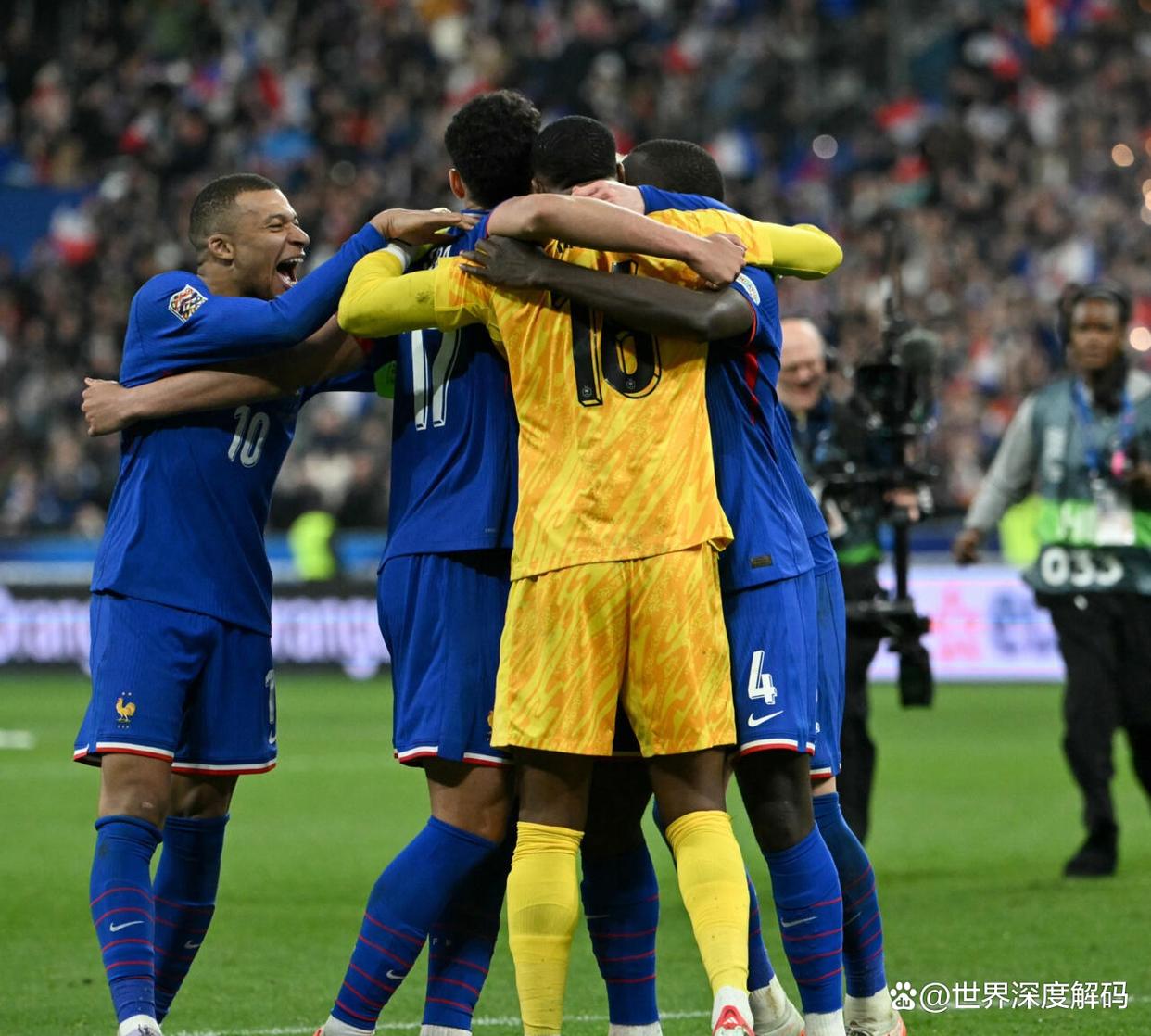 关于克罗地亚集体发力，力克俄罗斯，晋级下一轮的信息
