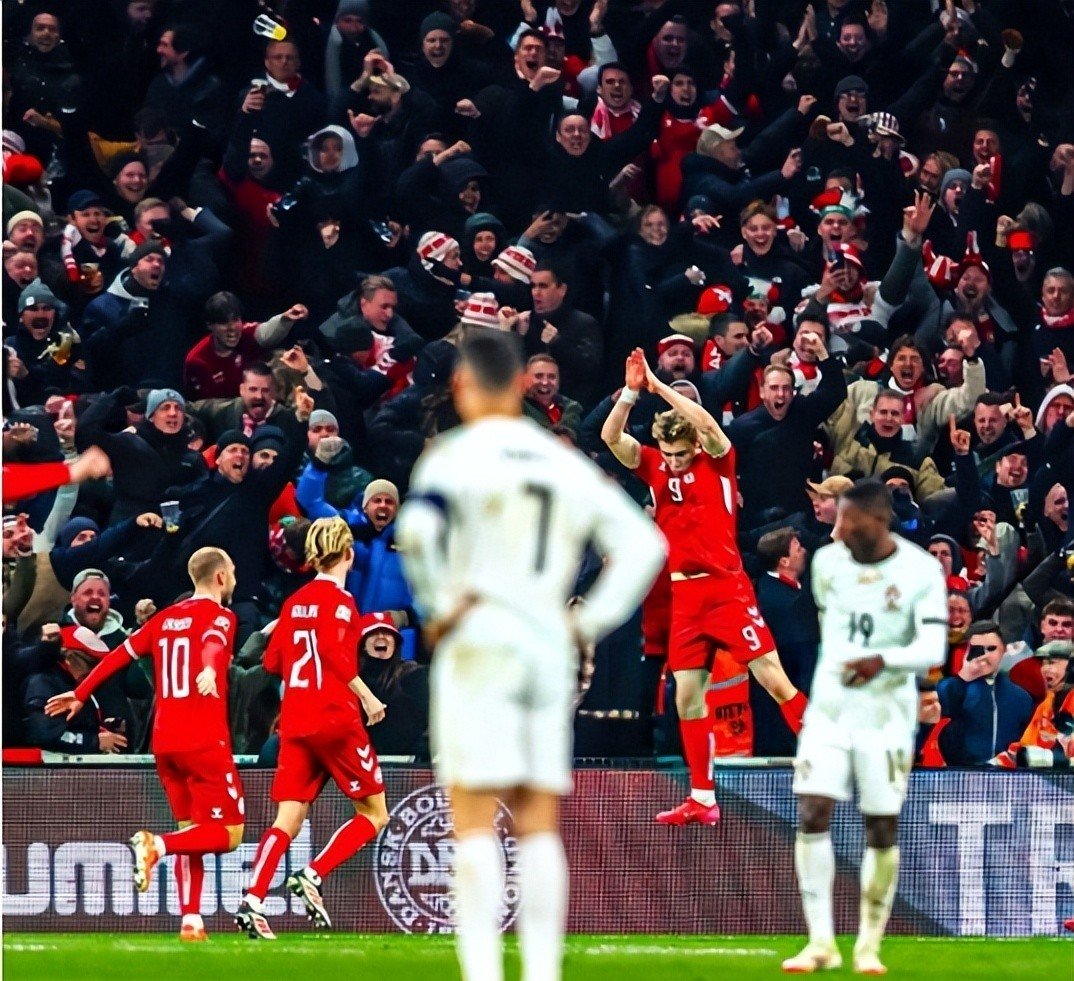 包含葡萄牙队计划与捷克踢一场友谊赛为世界杯预热的词条 包含葡萄牙队计划与捷克踢一场友谊赛为世界杯预热的词条