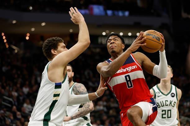 雄鹿队主场力克奇才队 雄鹿队主场力克奇才队