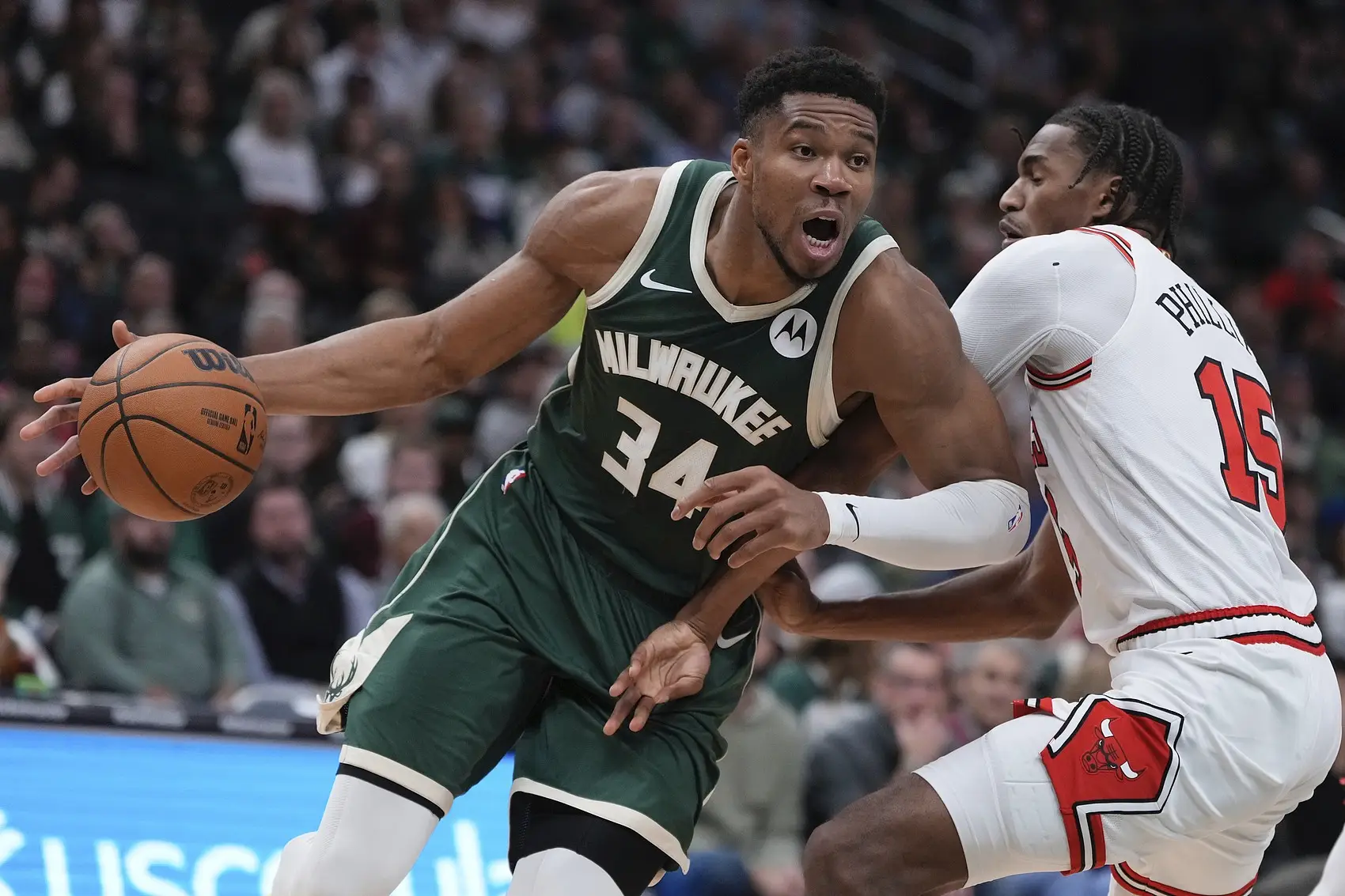 雄鹿客场击败爵士，米德尔顿全场数据出色