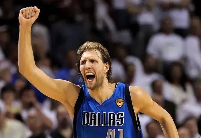 诺维茨基退役仪式，热火特供礼物