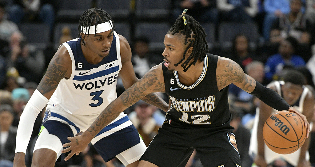 骑士惊险胜森林狼，勒布朗连续两战砍30+