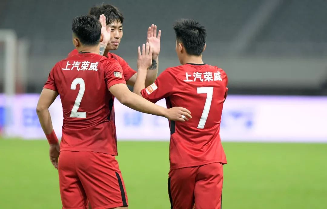 福莱堡力克勒沃库森，德甲积分榜上升一波三折