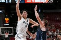 灰熊主场擒开拓者，保持不败之身