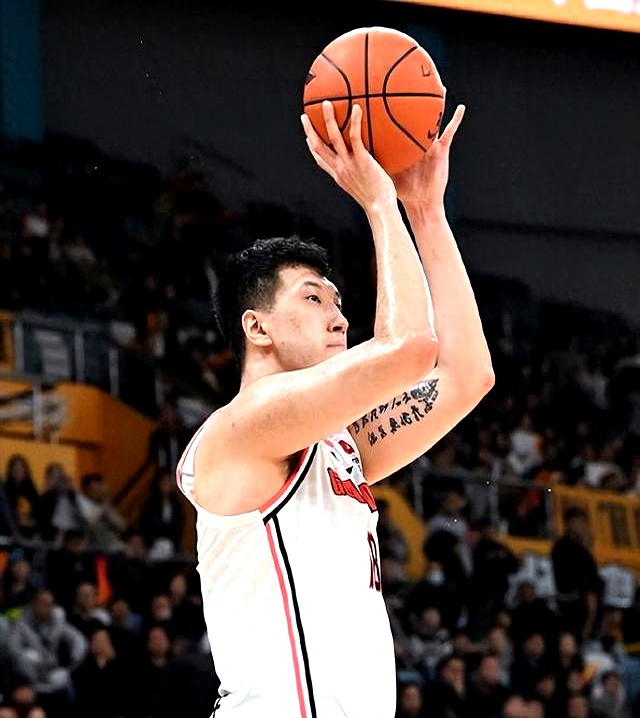 广东男篮横扫山东，豪取五连胜！